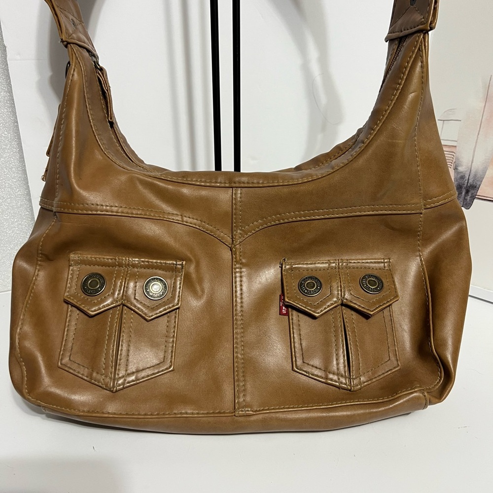 Vintage levis Tan Leather Shoulder Bag